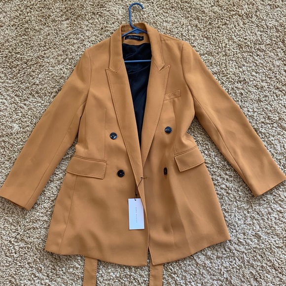 Zara Mustard Blazer - Picture 2 of 4